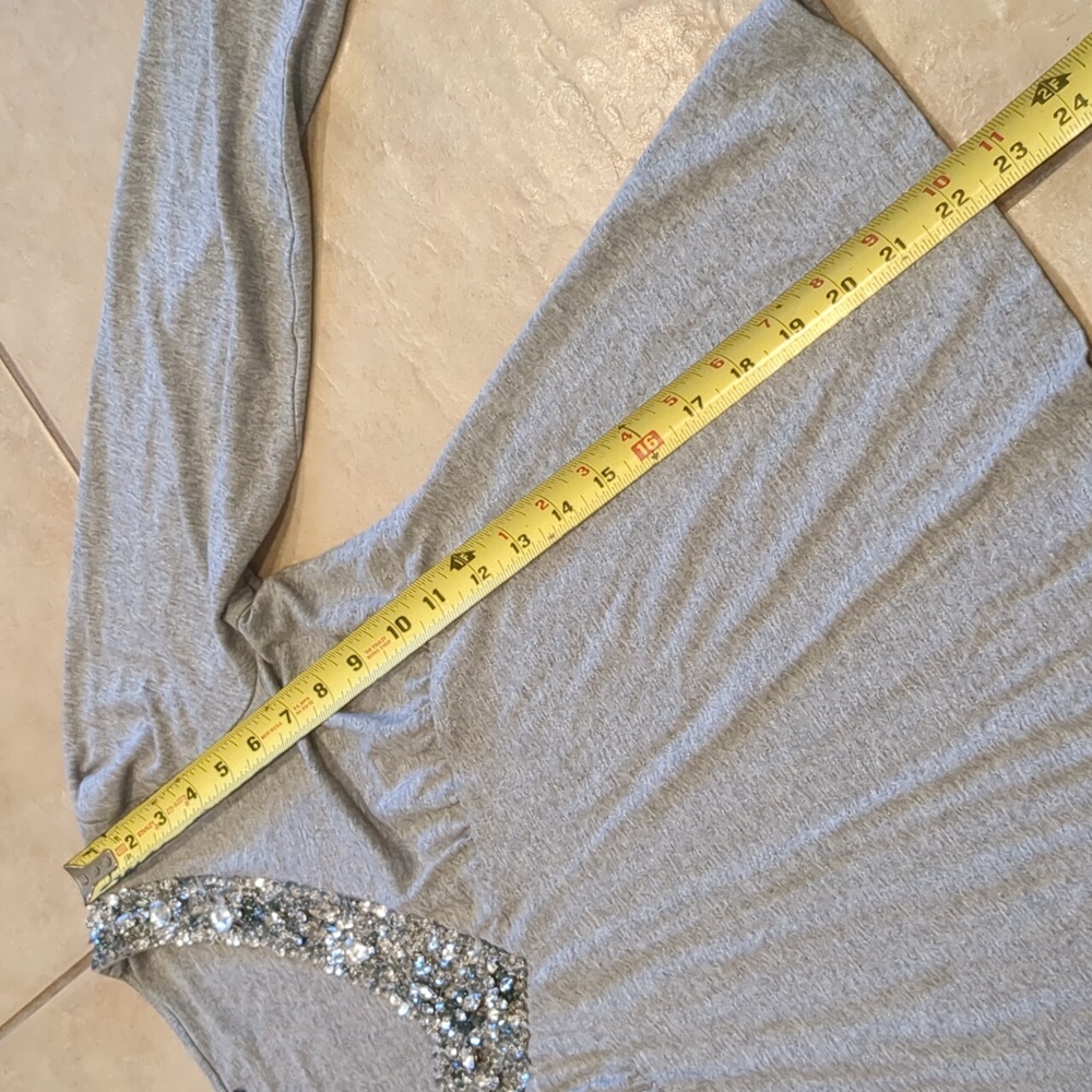 CHAUS Gray Long Sleeve Sequined Top PM - Picture 3 of 4